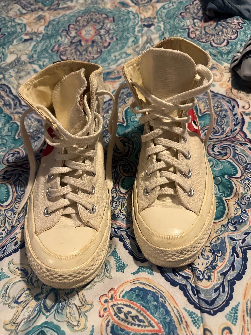 Cream High-Top Canvas Sneakers with Red Heart Detail - Men